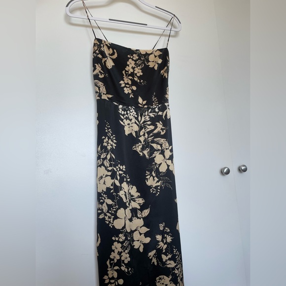 Brand new reformation Frankie Silk Dress - Picture 8 of 15